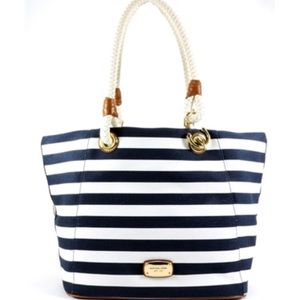 Michael Kors Hand Bag